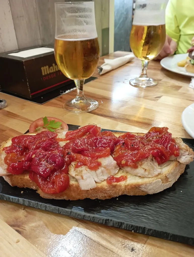 Menu_BAR LA SCALA_Zaida La_image_2