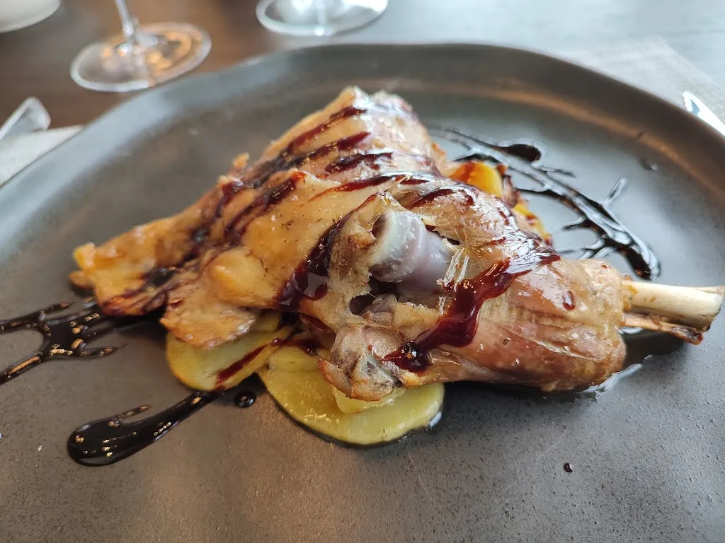 KK Giam_Restaurante-bar 