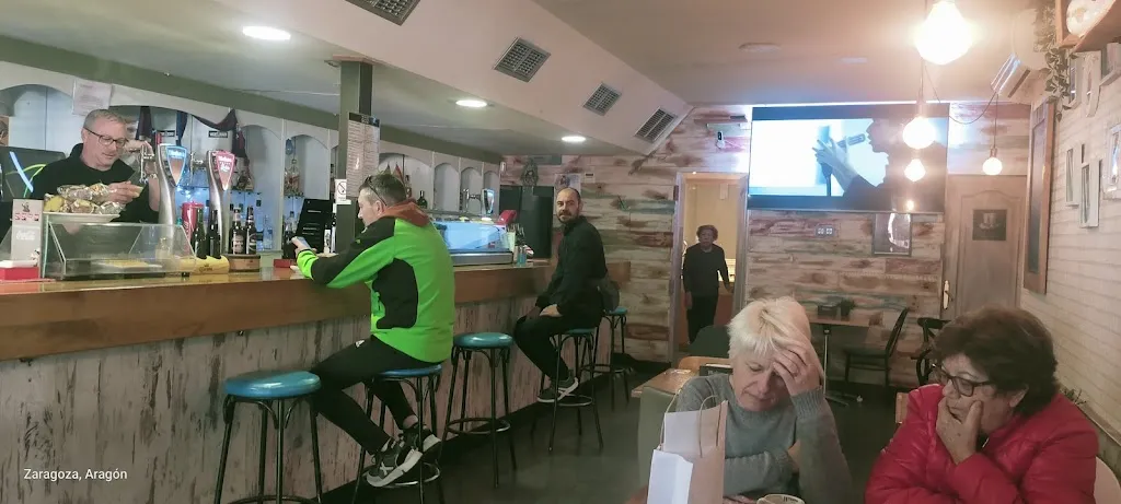 CHiRa Bar_Villanueva de Gállego_slider_image_1