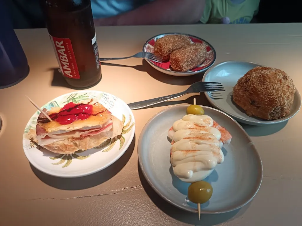 Almudena Ibáñez_Taberna La Monumental_Villanueva de Gállego_review