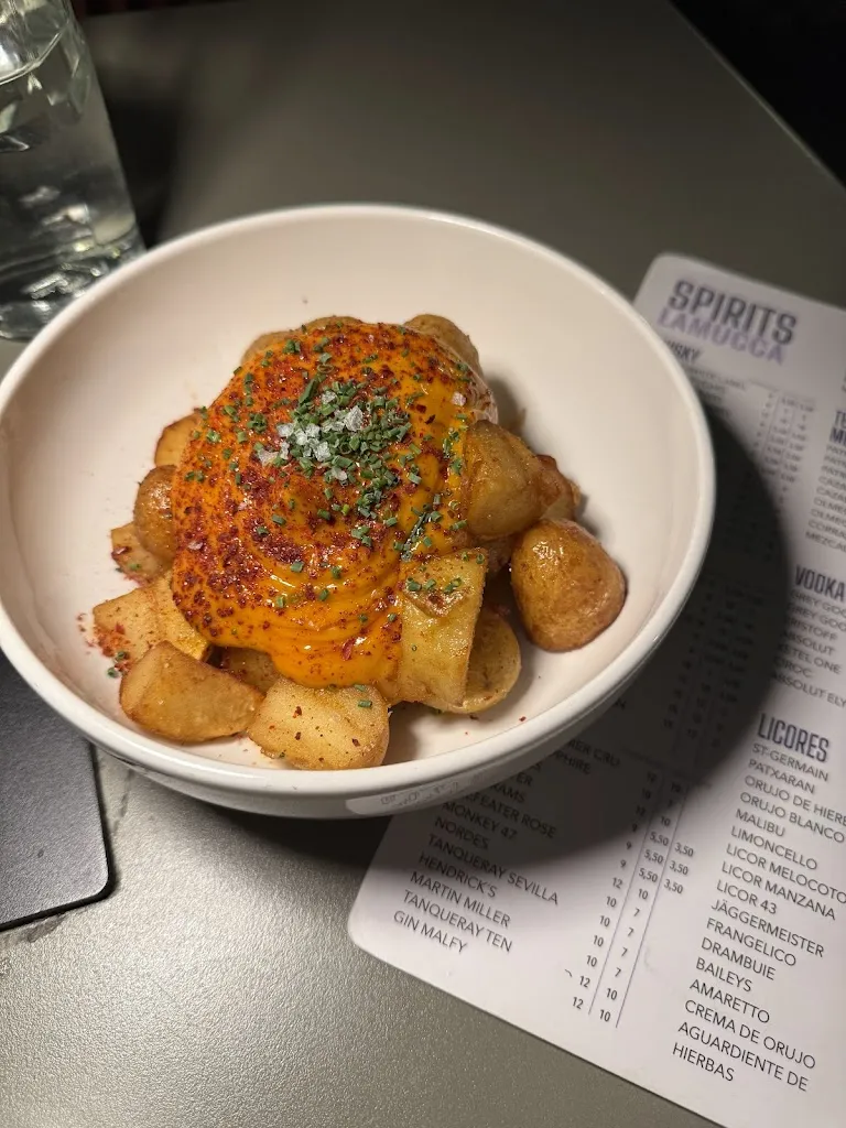 John Schwenker_ULTRAMARINES DEL COSO | SAN JOAQUÍN_Vistabella_review