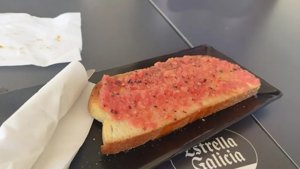 Fire Rescue_Anica's - Bar Complejo Deportivo Zuera_Zuera_review