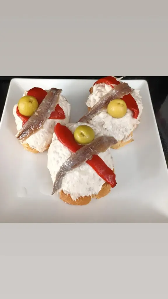 Menu_Bar Bocatería Candevanía_Zuera_image_9