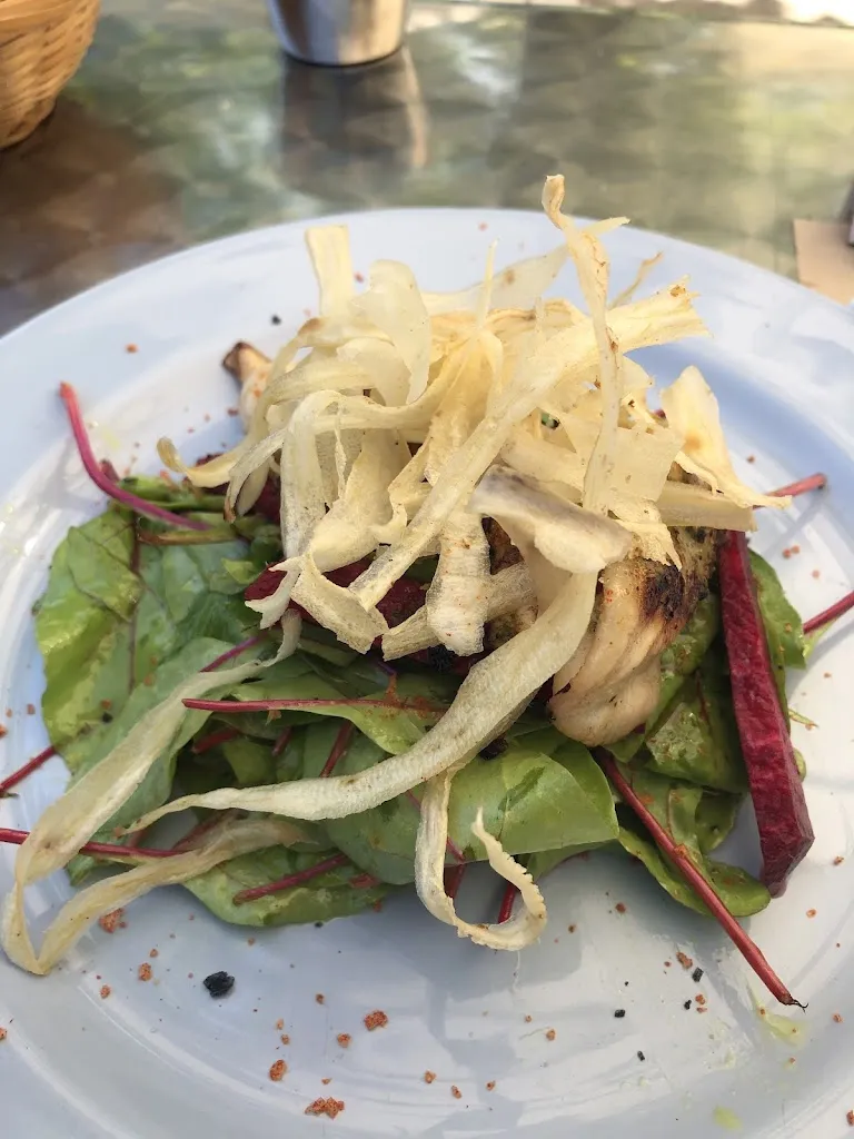 Xabier Castillo_Araiako igerilekuetako taberna jatetxea_Asparrena_review