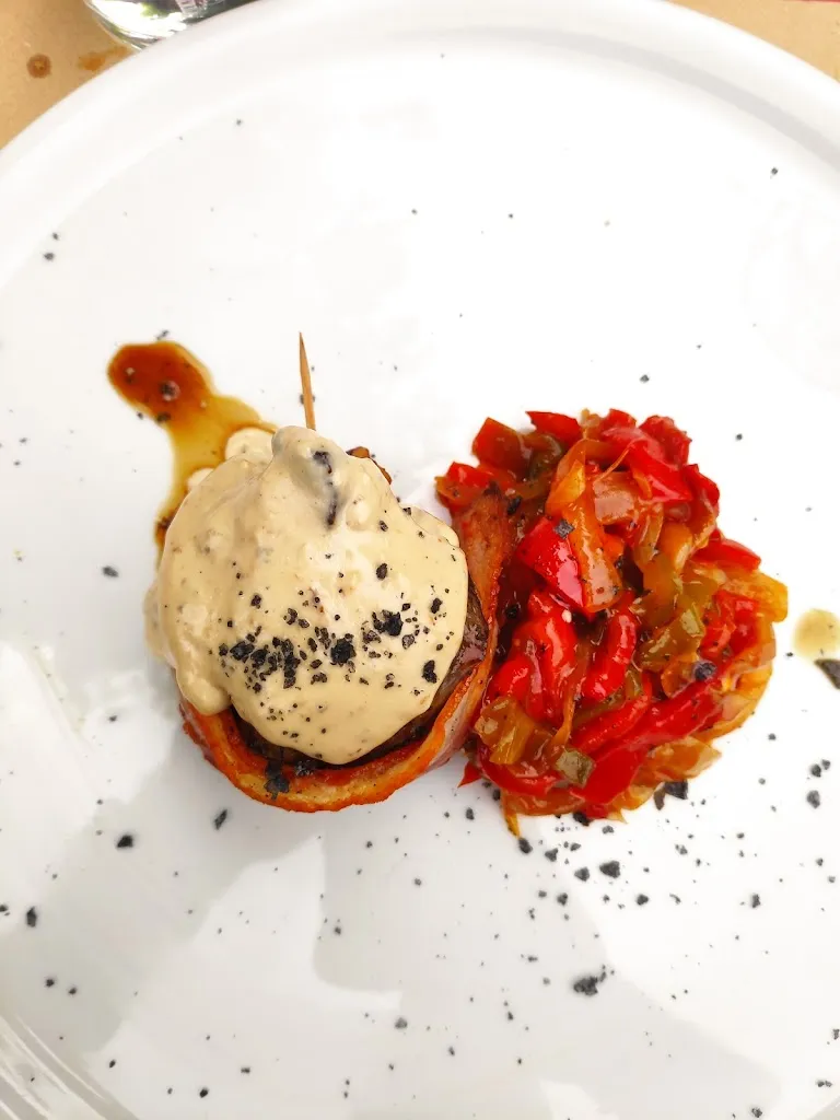 Lander García Aguilera_Araiako igerilekuetako taberna jatetxea_Asparrena_review