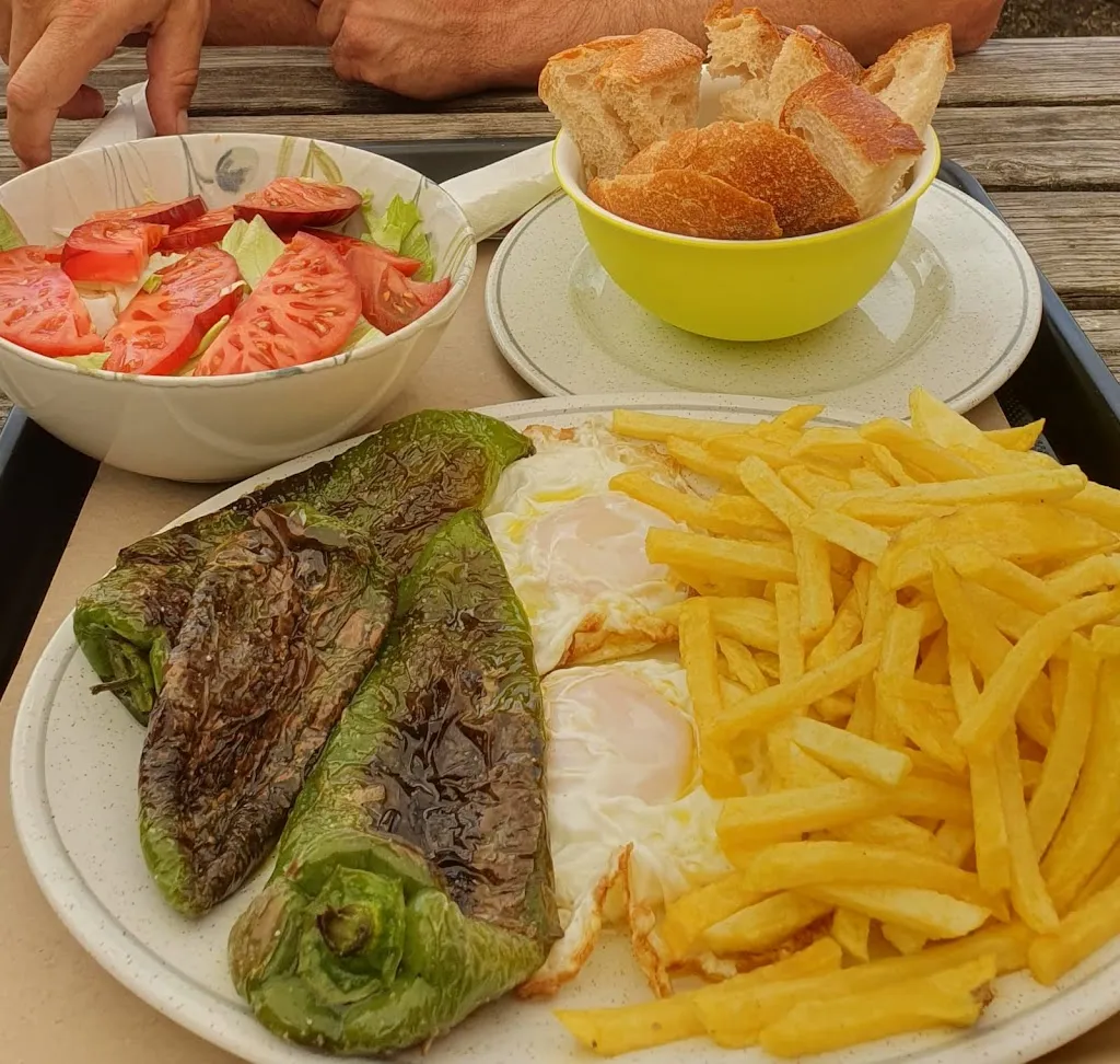 Tinnek Pollok_Uriko Taberna_Barrundia_review