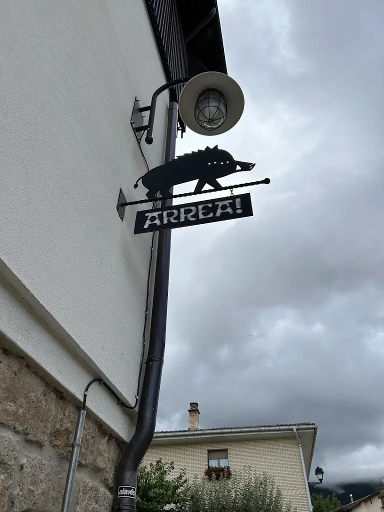 Callum Carter_ARREA! Jatetxea_Campezo/Kanpezu_review