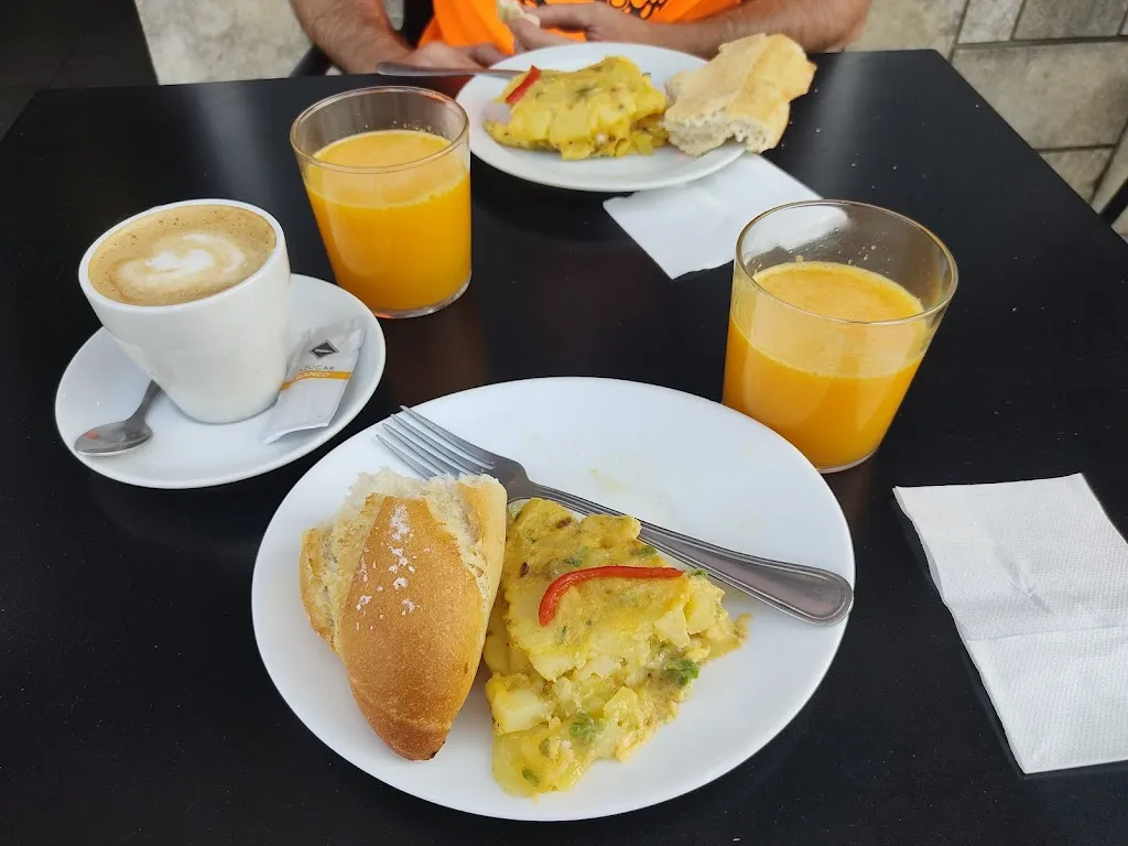 Ainhoa Ullibarri_Etxe Maite_Arrazua-Ubarrundia_recensione