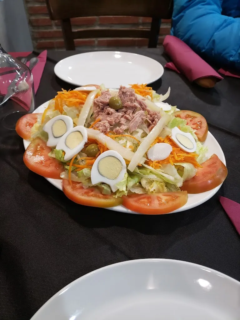 Stephen Tweed_La Fábrica_Arrazua-Ubarrundia_review