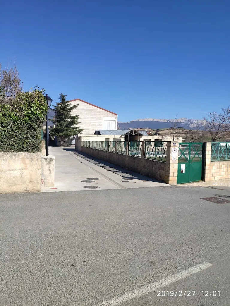 Fernando De Ugarte_Bar ”Las Piscinas”_Elvillar/Bilar_review