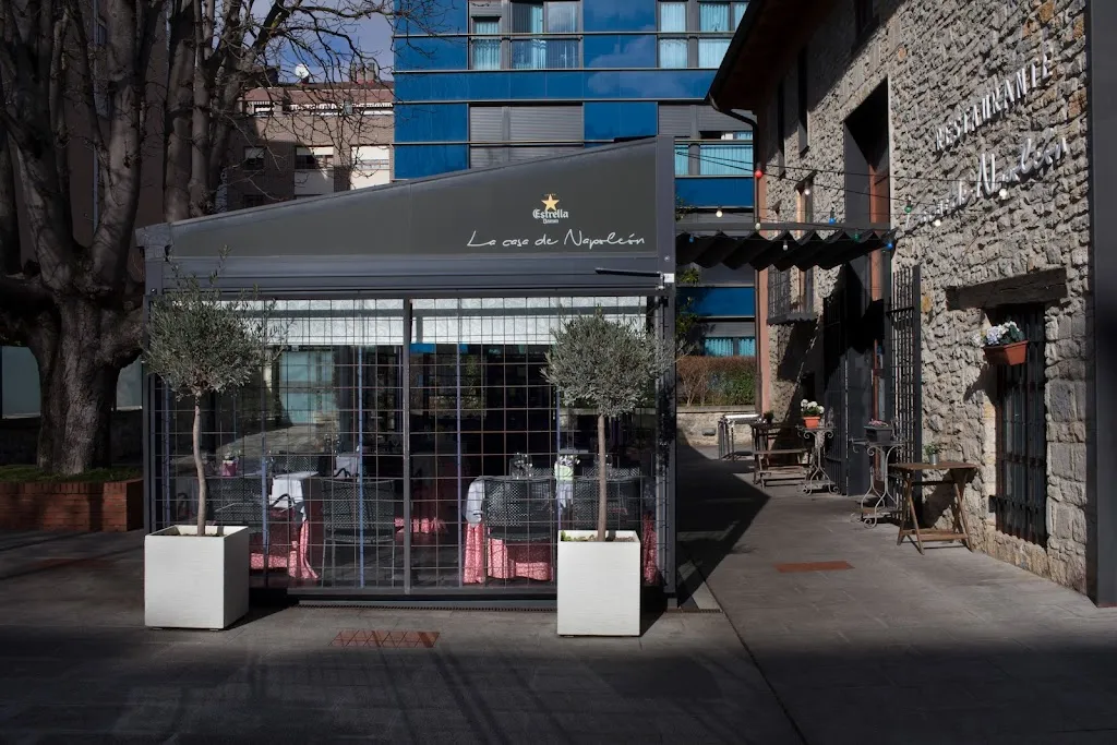 Restaurante La Casa de Napoleón_Elburgo/Burgelu_slider_image_1