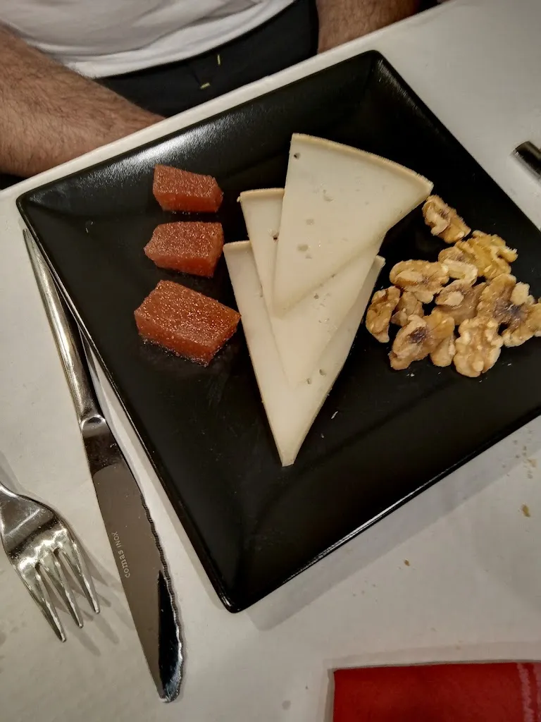 Menu_Erdizka bar&grill_Elburgo/Burgelu_image_9