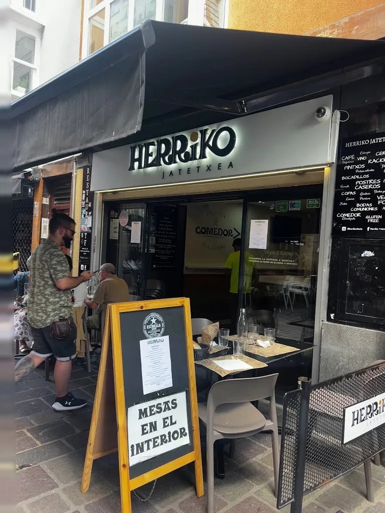 Xavi Balañà_Herriko_Elburgo/Burgelu_review