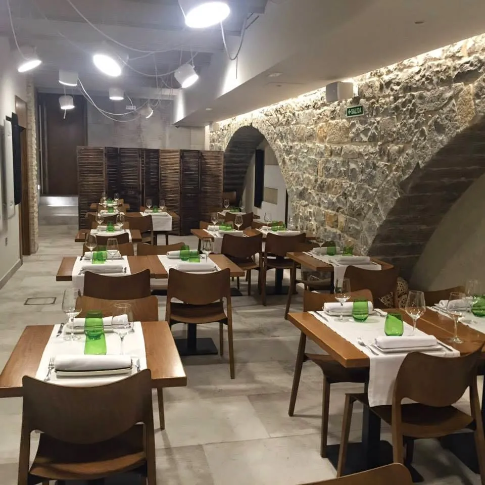 Iruñazarra restaurant in Iruña Oka/Iruña de Oca