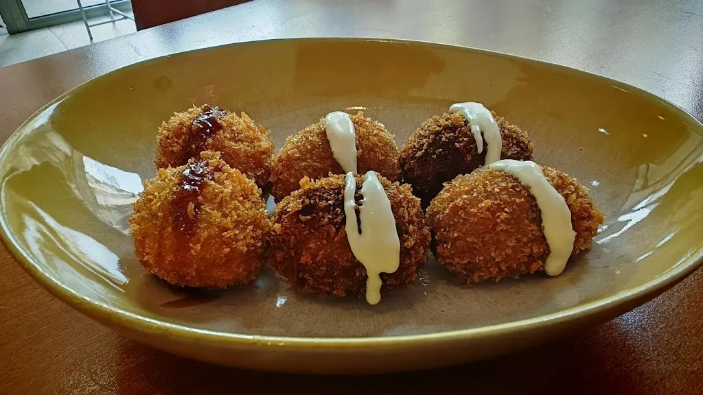 Juanma M._Pura Kixen_Carballo_review