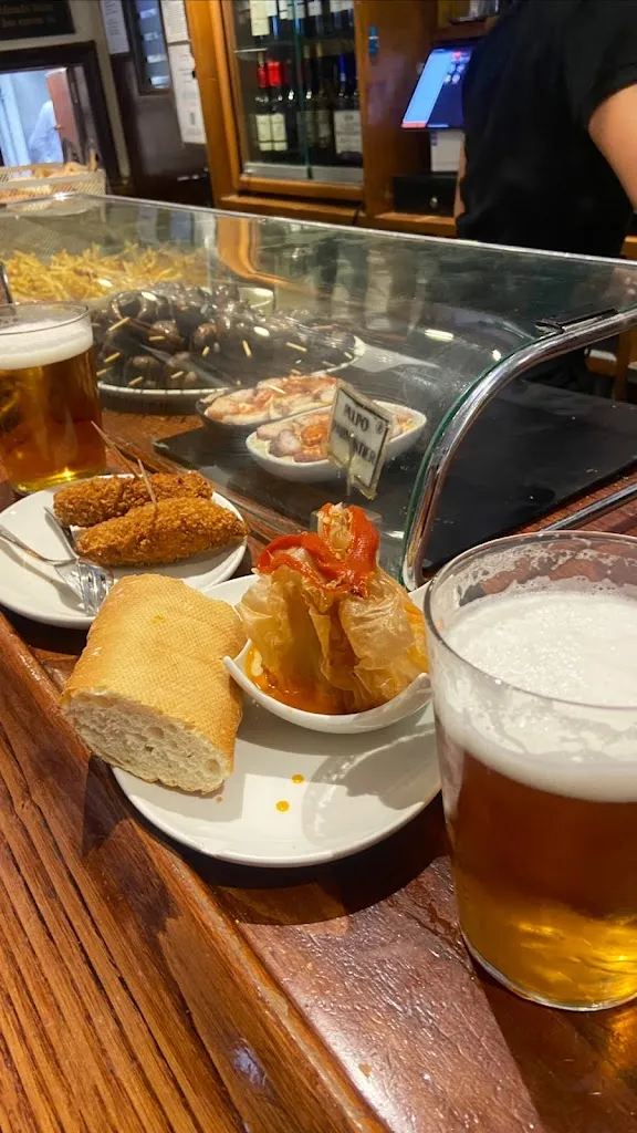 Cesar Arias (Cesar As)_Cafe Bar Gaucho_Iruña Oka/Iruña de Oca_review