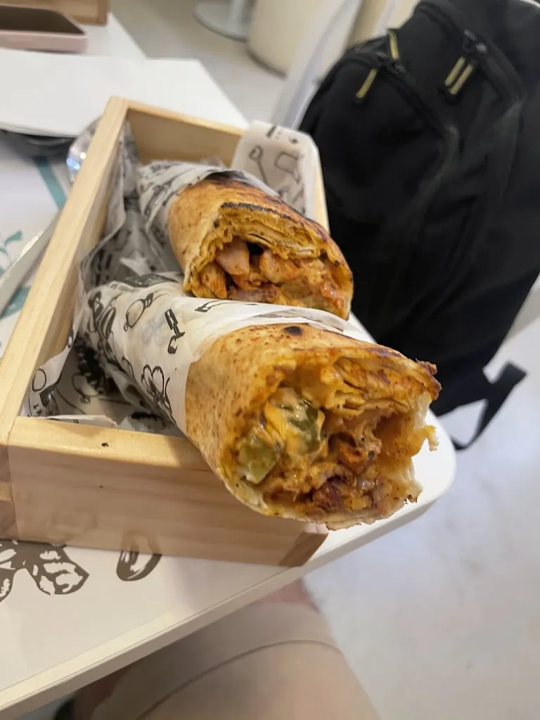 Shereen Abdel Fatah_Mezza & Co Madrid_Leza_review