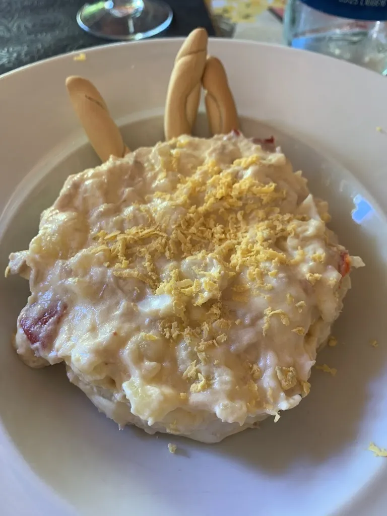 NURIA GUERRA_Restaurante cafetería Avenida 38_Oyón-Oion_review