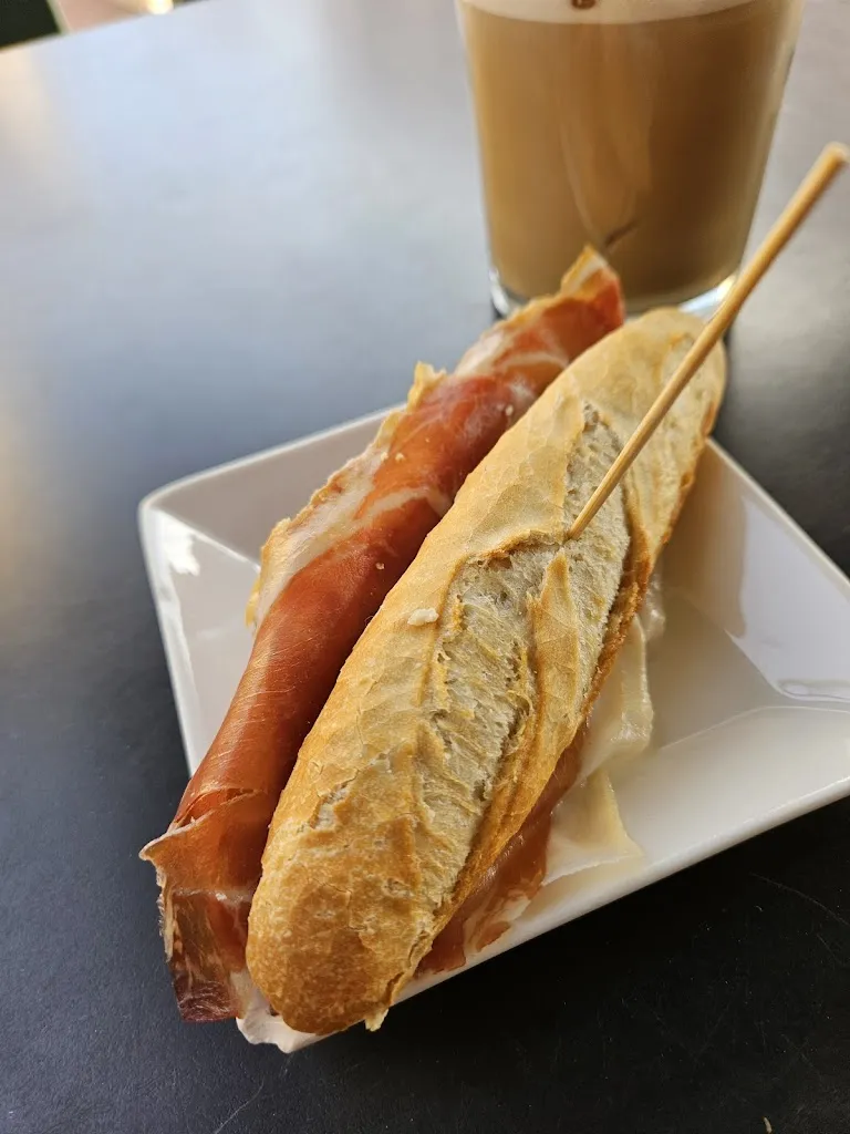 Cafe-Pub Garai ristorante a Oyón-Oion