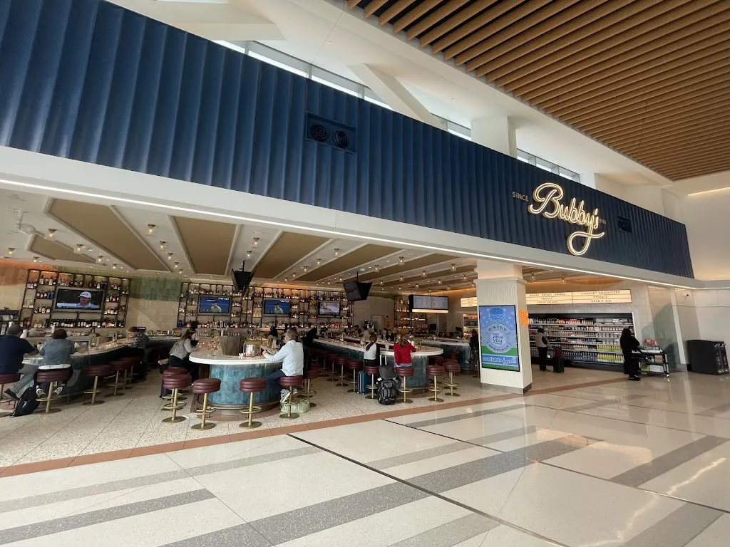 Bubby's restaurant in Laguardia