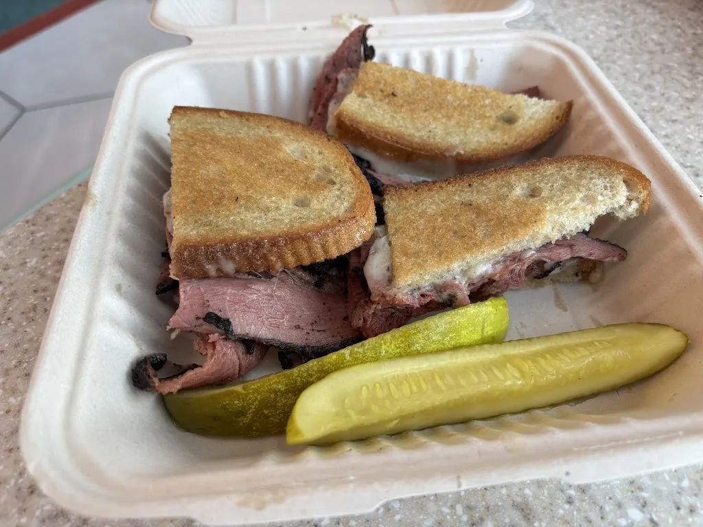 Junior's_Laguardia_slider_image_3