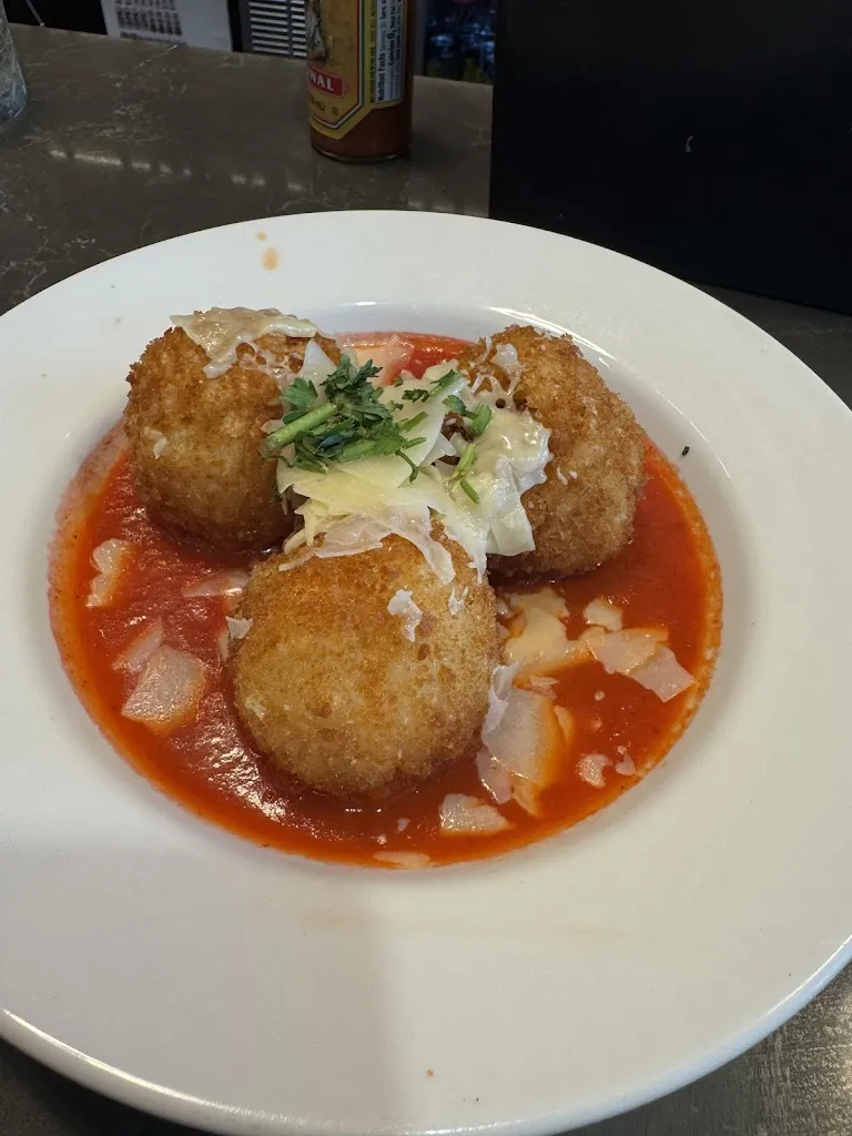 Doug O_Mulberry Street_Laguardia_review