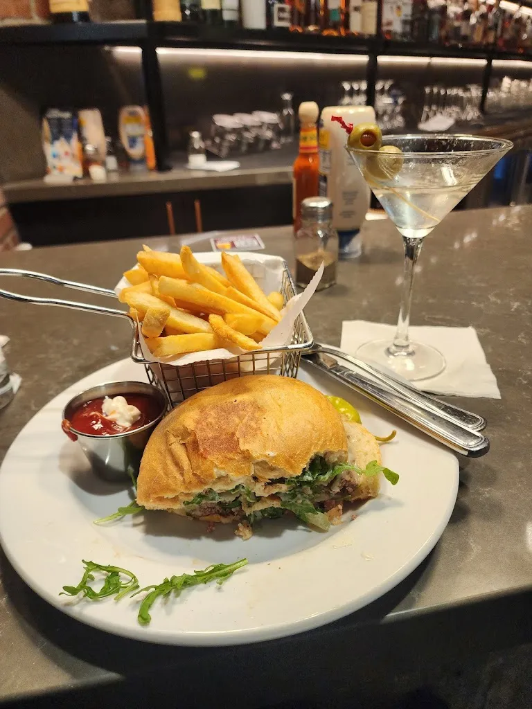 Michael Cady_Mulberry Street_Laguardia_review