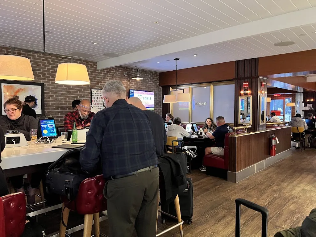 Prime Tavern_Laguardia_slider_image_3