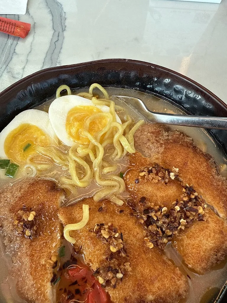 Jami Davis-Jackson_Talde Noodle Bar_Laguardia_review