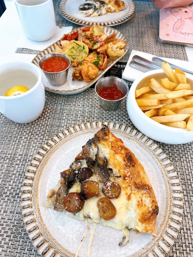 Becca L_Cotto_Laguardia_review