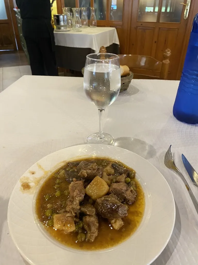 Oscar Gonzalez_Hostal-Restaurante Virgala_San Millán/Donemiliaga_review