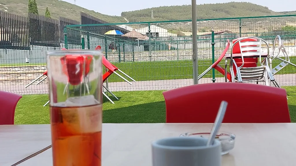 Carlos O ,O_Bar, Polideportivo_Zambrana_recensione