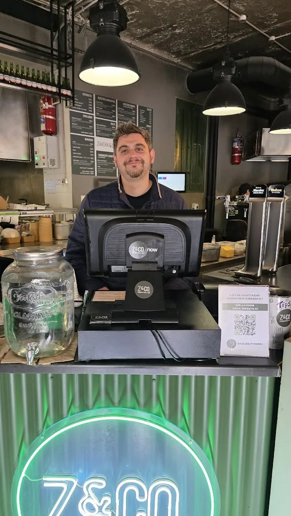 Tariq Merchant_Z&Co. - Lebanese Street Food_Zuia_review