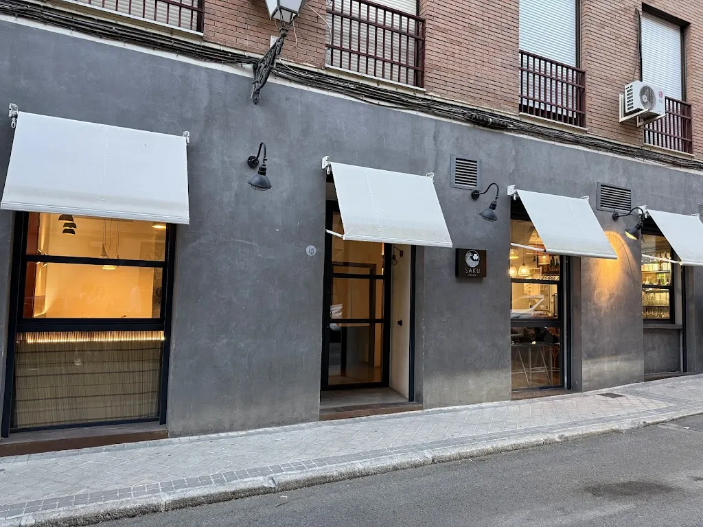 SAKU Izakaya restaurant in Zuia