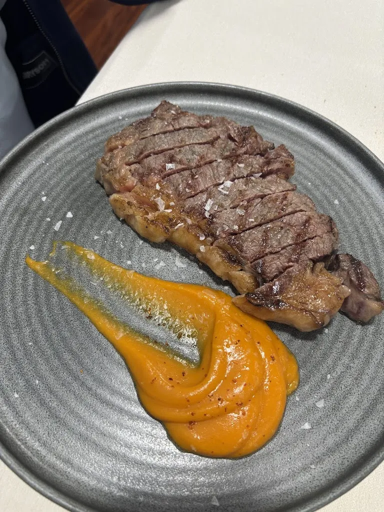 Neira Restaurante_Carballo_slider_image_3