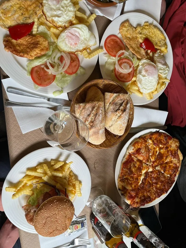 Robert Otec_Café Centro Pizzeria Pola de Allande_Allande_review