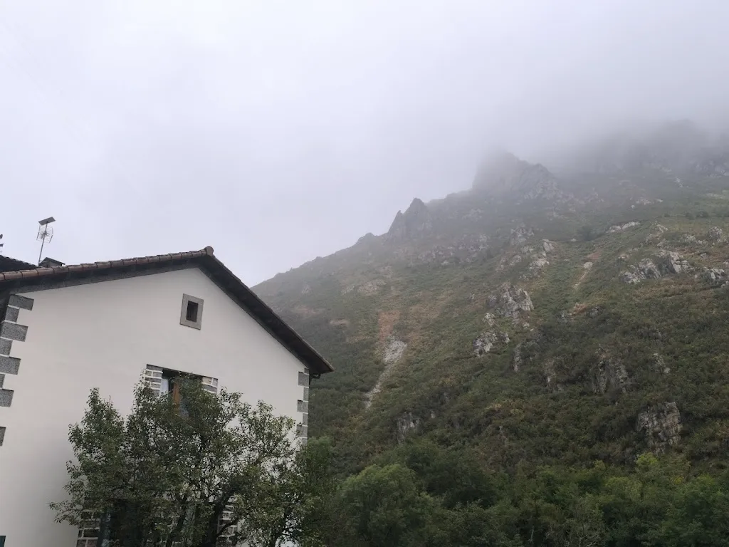 Oscar Garrido_La Casona de Rey_Belmonte de Miranda_review