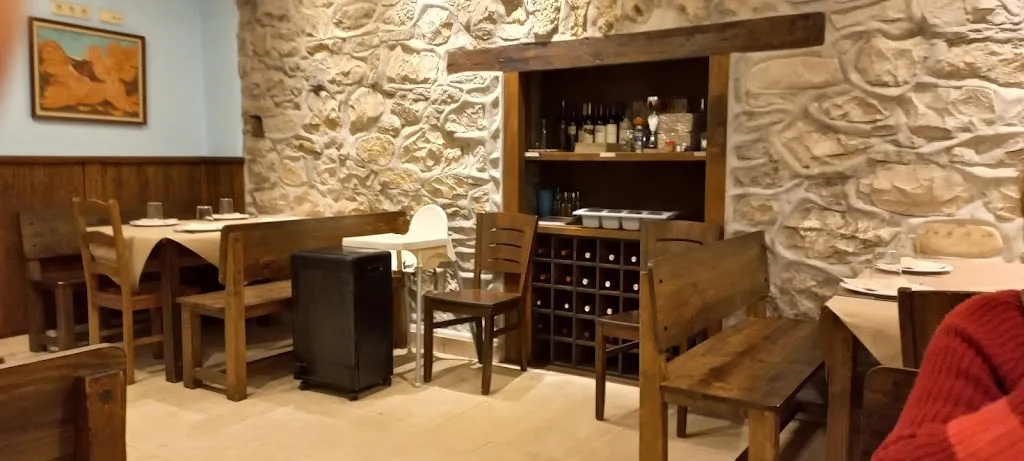 Bar La Calzada Romana_Belmonte de Miranda_slider_image_1