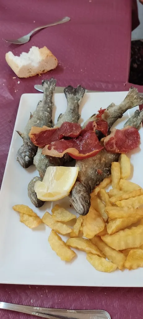 Rubén L._Bar Restaurante- Estanco-Punto Oficial De La Once_Belmonte de Miranda_review