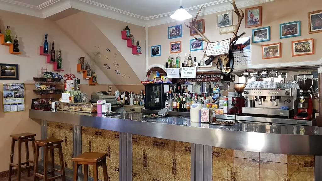 Pedro Márquez_Bar Restaurante el Parador_Belmonte de Miranda_review