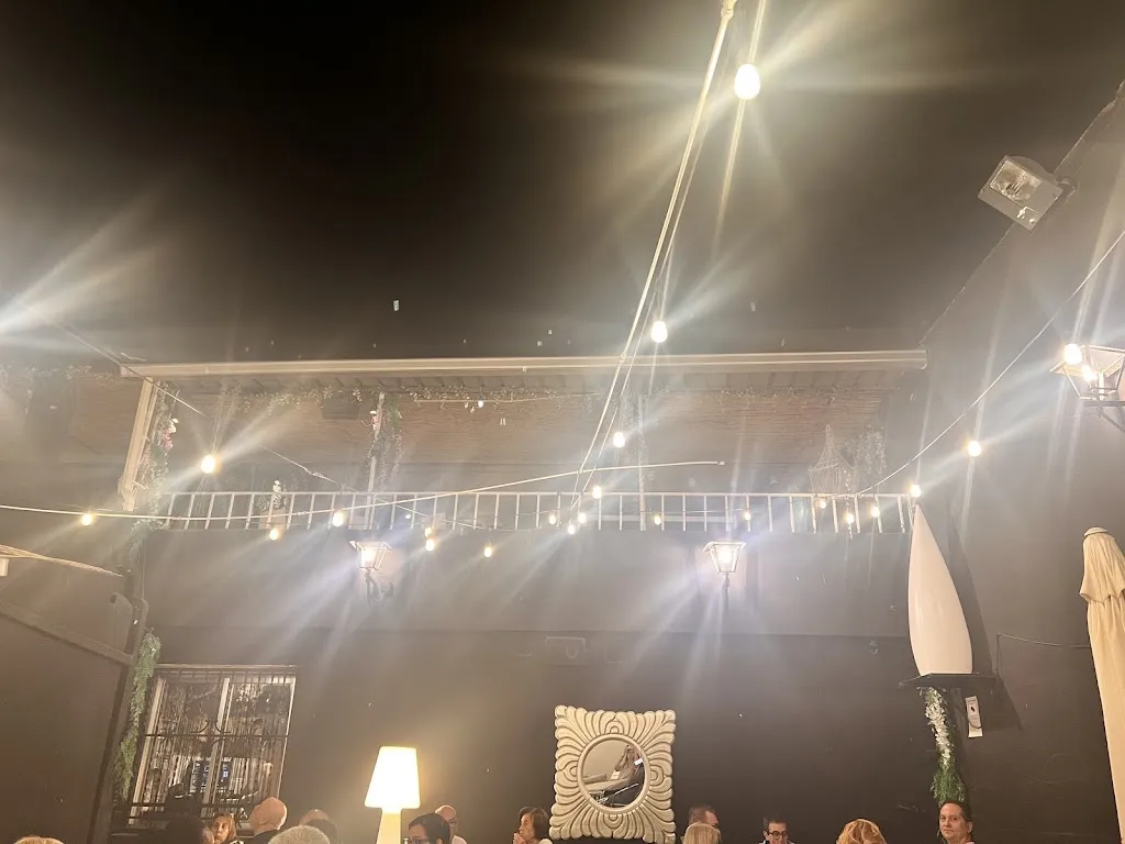 Tamara Salgacedo_Restaurante - Pizzería - Copas Carballo Villaconejos_Carballo_review