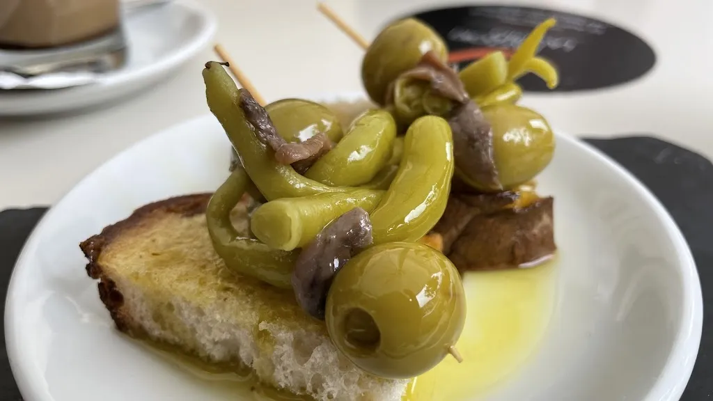 Konrad Gibaszewski_Batzoki de Llodio_Laudio/Llodio_recensione