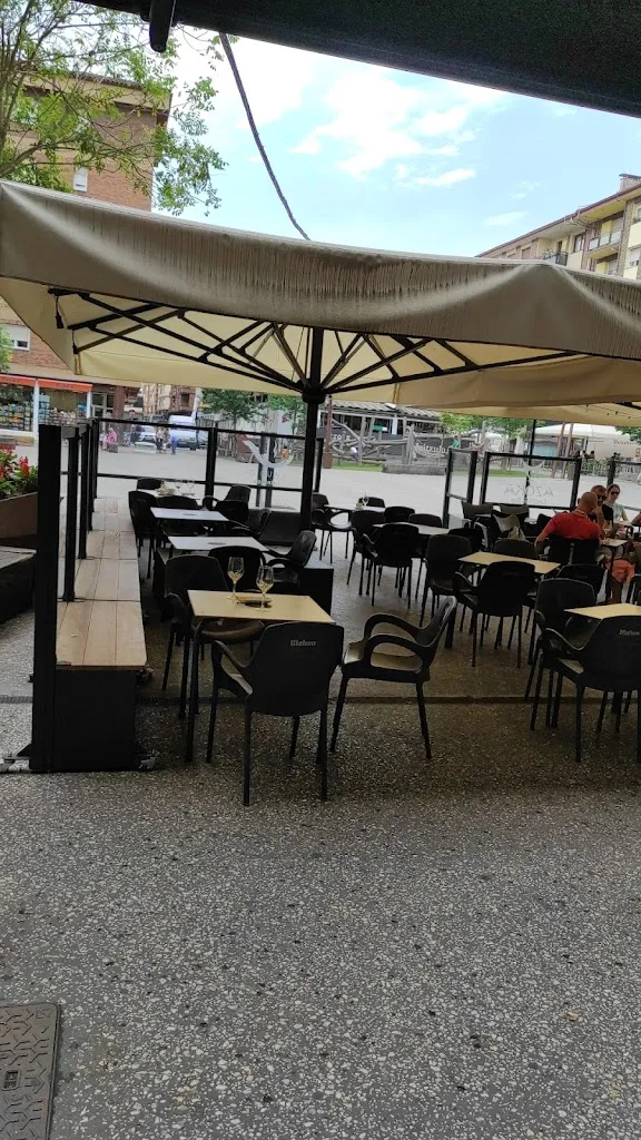 Batzoki de Llodio restaurant in Laudio/Llodio