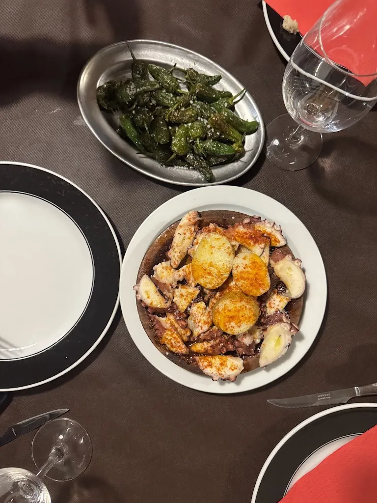 Meryem Belghiti Alaoui_Mesón do Pulpo_Carballo_review