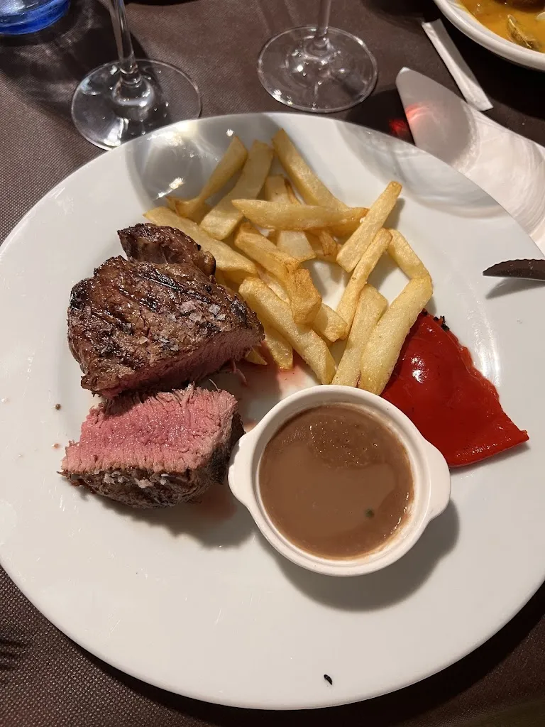 Marcos M._Mesón do Pulpo_Carballo_review