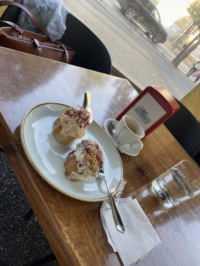 Lily Ro_Lauri Barria_Laudio/Llodio_review