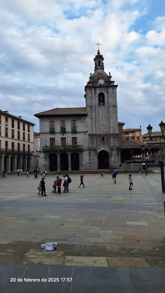 Lauri Barria_Laudio/Llodio_slider_image_3