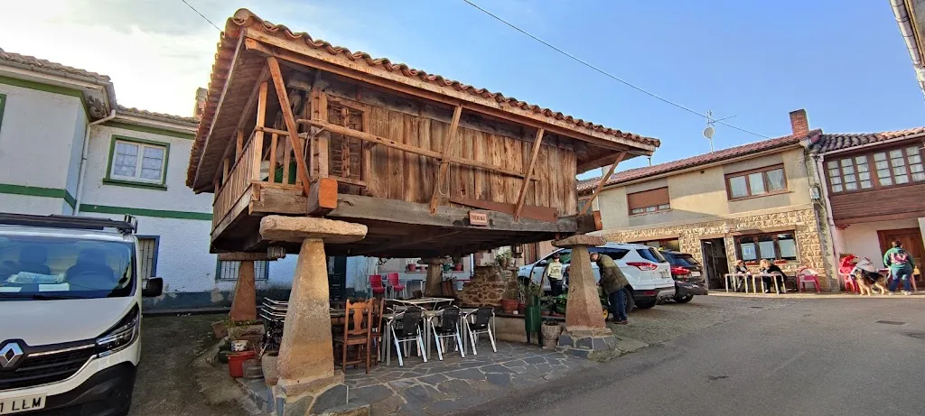 Bar Casa Mari_Cabranes_slider_image_3