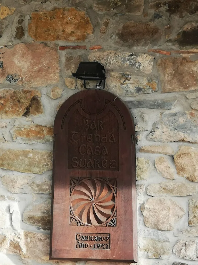 Jorge Palacio Morán_Bar Casa Suárez_Cabranes_review