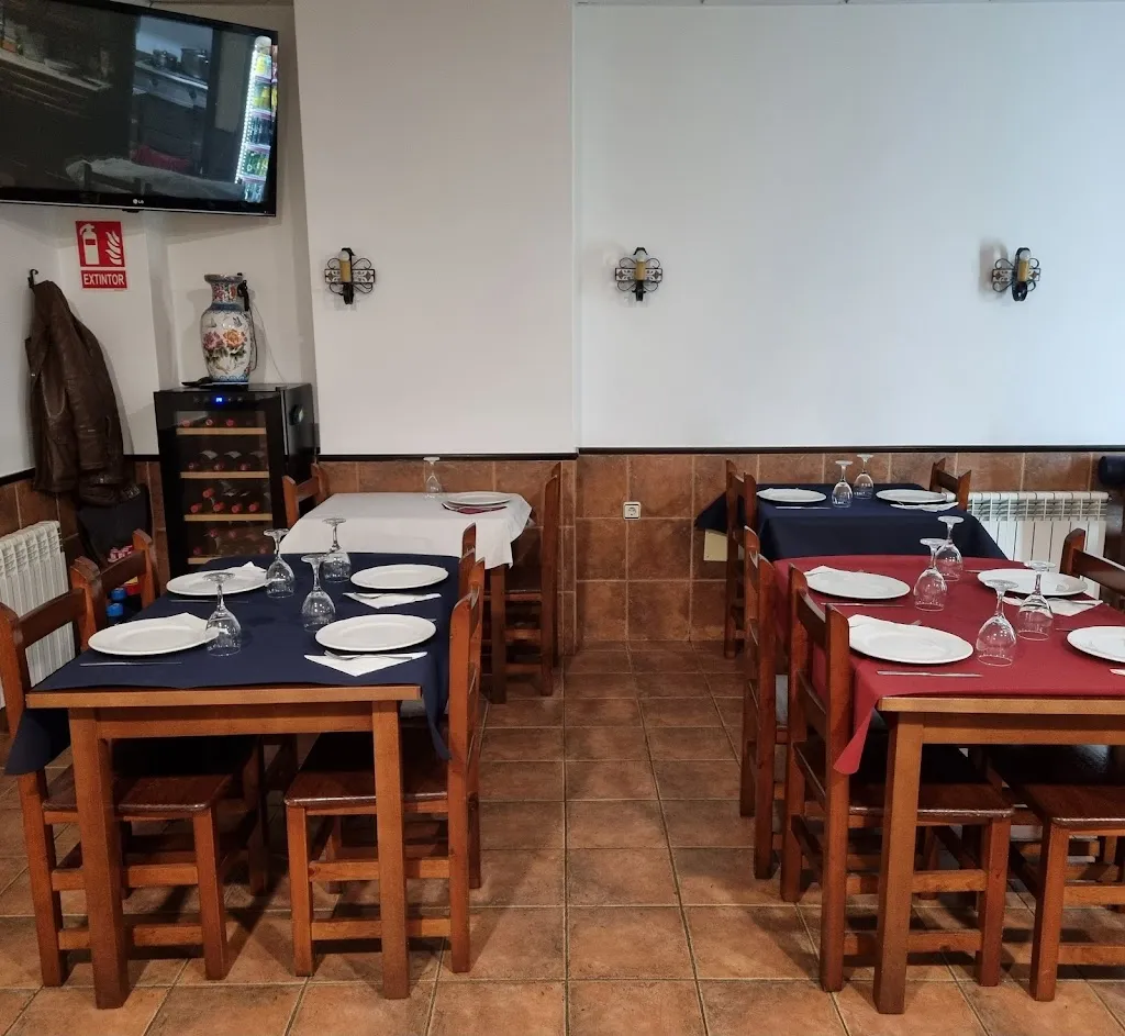 Mesón Lar Anduriña restaurant in Carballo